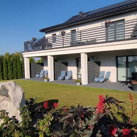 Villa Bialy Dom Sarbinowo Exterior foto